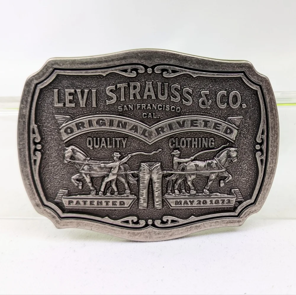 Levi's Pewter Belt Buckle Limited Edition Two Horse Vintage Unisex 3.5